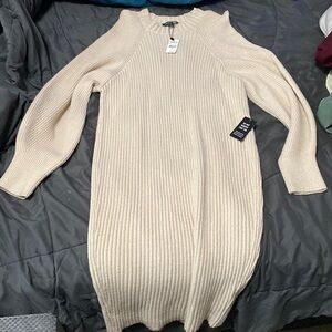 Long sleeve cream long dress